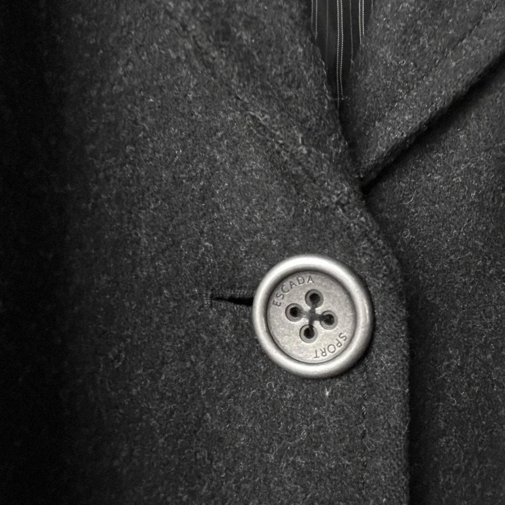 ESCADA Sport Tailored Wool Stretch Coat - Picture 7 of 16